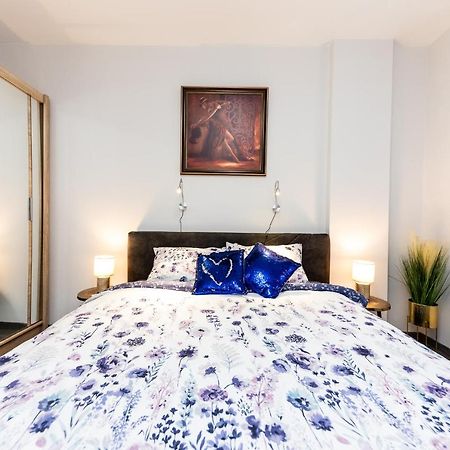 H & A Suite Gozsdu - The 1001 Nights Suite بودابست المظهر الخارجي الصورة