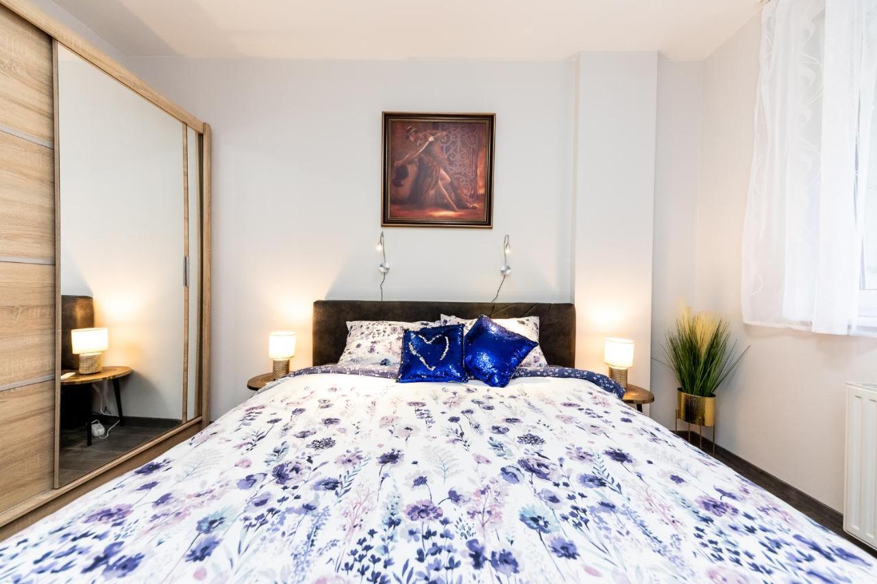 H & A Suite Gozsdu - The 1001 Nights Suite بودابست المظهر الخارجي الصورة